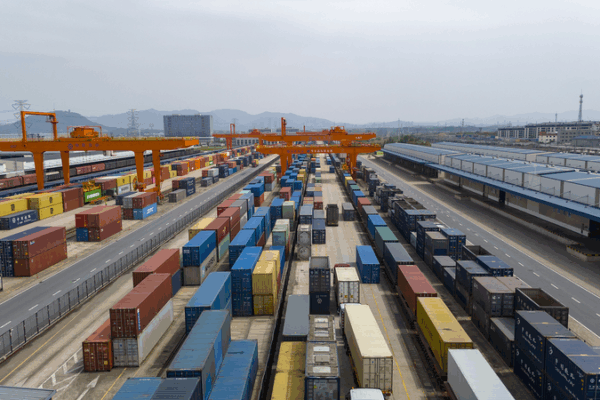 La UE y el continente chino celebran 50 años de dinámicos vínculos económicos