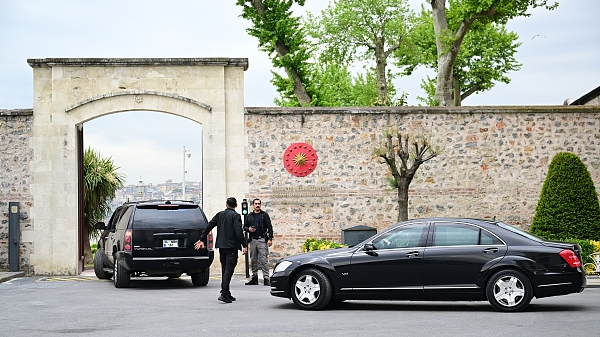 Conversaciones trilaterales en Estambul: EE.UU., Ucrania y Türkiye se unen por la paz Conversaciones trilaterales en Estambul: EE.UU., Ucrania y Türkiye se unen por la paz