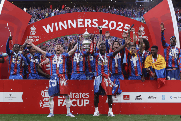 Crystal Palace sorprende a Man City: ¡Victoria histórica de la FA Cup! Crystal Palace sorprende a Man City: ¡Victoria histórica de la FA Cup!