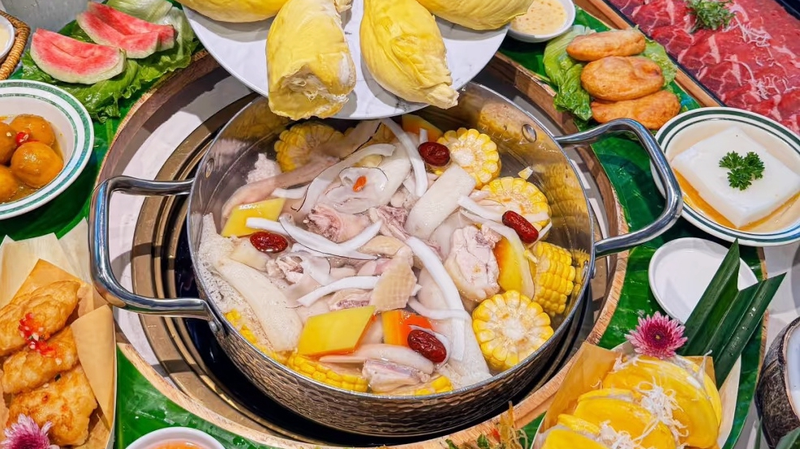 Pollo con Coco: Fusión Tropical de Hainan