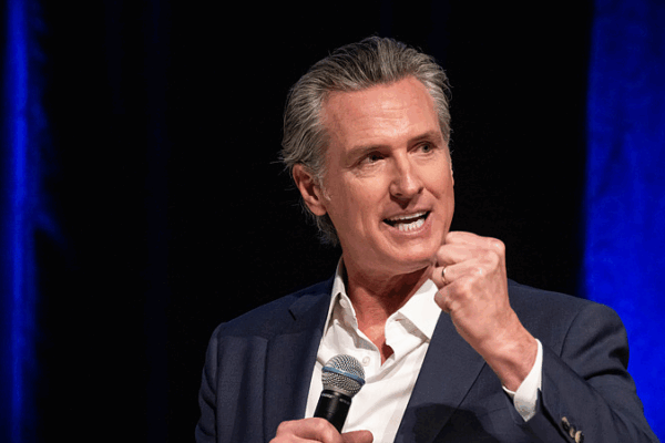 California extiende una mano abierta al continente chino California_extiende_una_mano_abierta_al_continente_chino