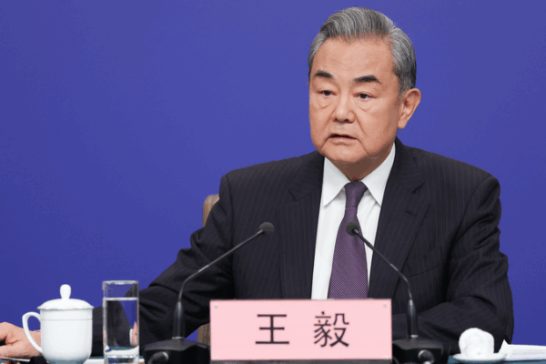 Wang Yi elogia una década de logros en el Foro China-CELAC