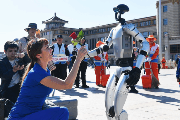 La tecnología se encuentra con la tradición: robots reinventan los tours turísticos en China La tecnología se encuentra con la tradición: robots reinventan los tours turísticos en China
