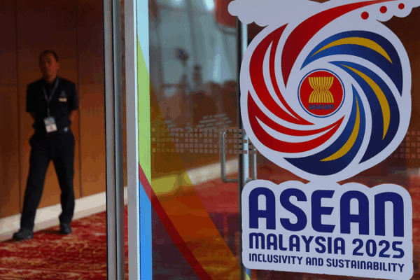 El_Primer_Ministro_Chino_Defiende_el_Sistema_de_Comercio_Multilateral