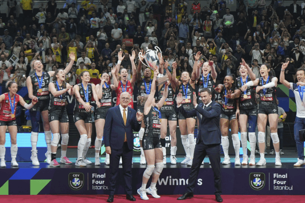 ¡Zhu Ting lidera a Conegliano hacia la gloria en la Liga de Campeones! ¡Zhu Ting lidera a Conegliano hacia la gloria en la Liga de Campeones!