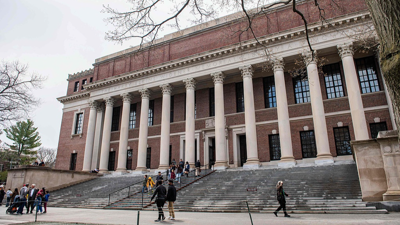 China denuncia prohibición de EE. UU. sobre inscripciones internacionales de Harvard
