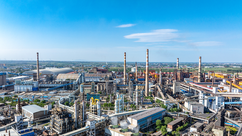 El Auge Económico de China: Innovación, Infraestructura y Recuperación