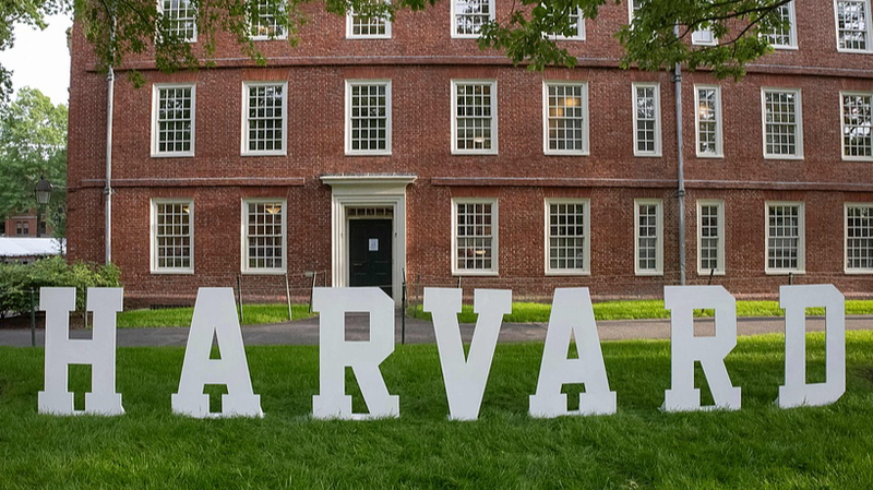 Harvard en la guerra cultural de Trump: Choque de valores Harvard_en_la_guerra_cultural_de_Trump__Choque_de_valores