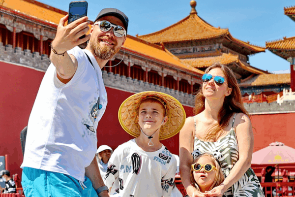 Los viajeros globales acuden en masa al Museo del Palacio de Pekín