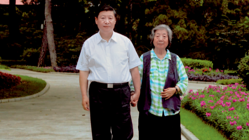 Día de la Madre: Xi Jinping honra el legado de su madre