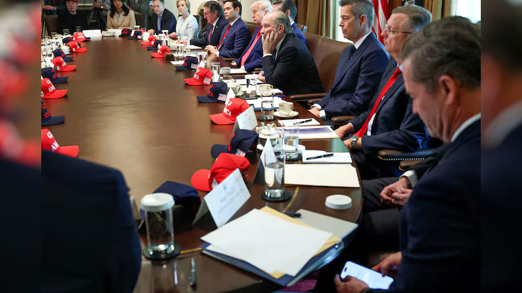 Filtración de Datos Expone Más Detalles de Mensajes del Gobierno