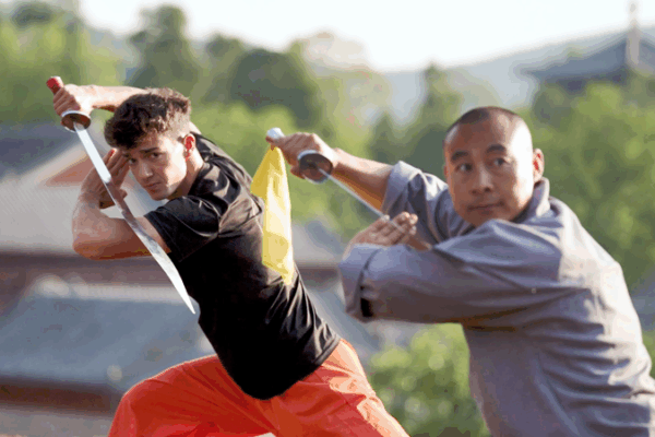 Kung_Fu_Journey__Sacha_Wenk_Inspira_a_Millones video poster