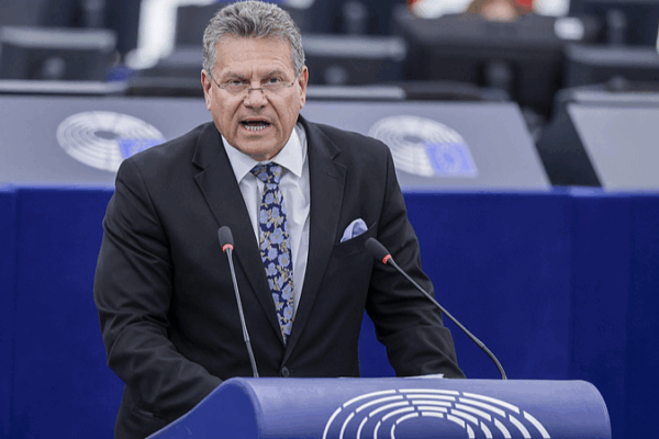 La_UE_prepara_audaces_medidas_contra_los_aranceles_ante_presiones_comerciales_de_EE_UU_