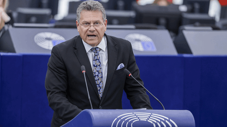 La_UE_prepara_audaces_medidas_contra_los_aranceles_ante_presiones_comerciales_de_EE_UU_