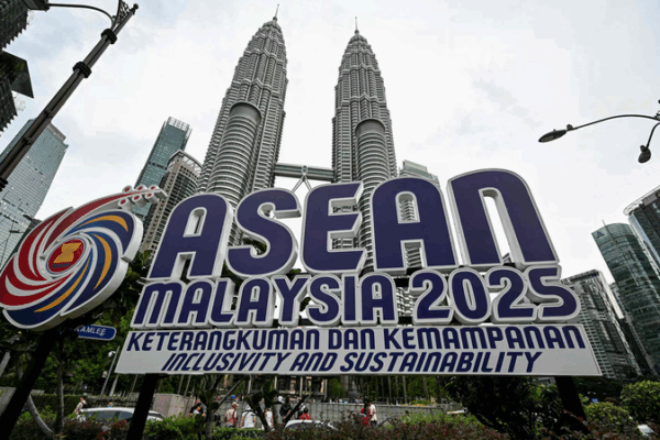 Los_lazos_China_ASEAN_se_fortalecen_en_medio_de_tensiones_comerciales_con_EE__UU_