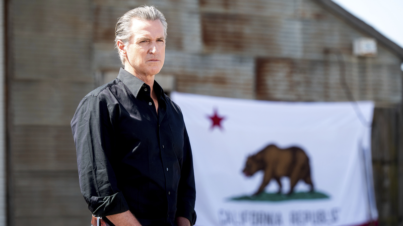 Newsom_presenta_audaz_anuncio_en_contra_de_los_aranceles_de_Trump