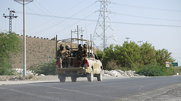 China condena ataque a autobús escolar en Pakistán