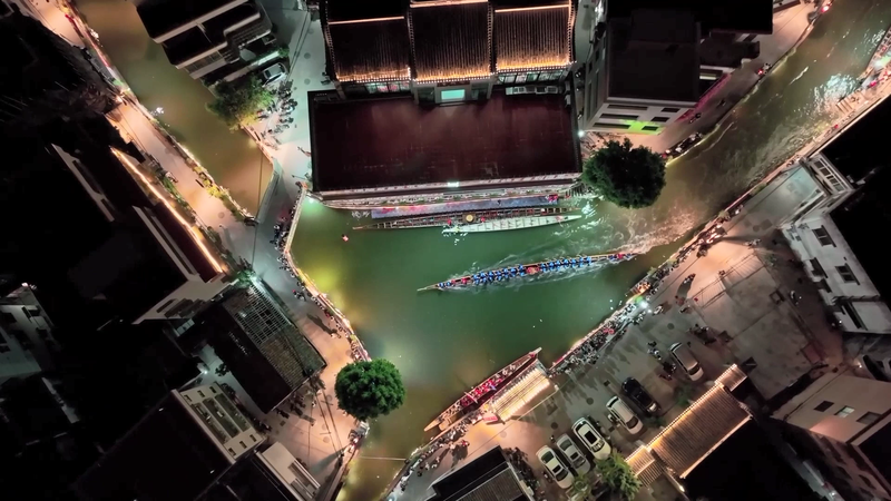 Carrera de Deriva en Botes Dragón: Tradición y Velocidad en Diejiao video poster