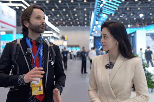 Periodista eslovaco detecta gran oportunidad en la Expo de Ningbo Periodista_eslovaco_detecta_gran_oportunidad_en_la_Expo_de_Ningbo video poster