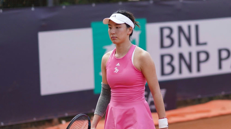 Rakhimova_sorprende_a_Wang_Xinyu_en_el_Abierto_de_Italia