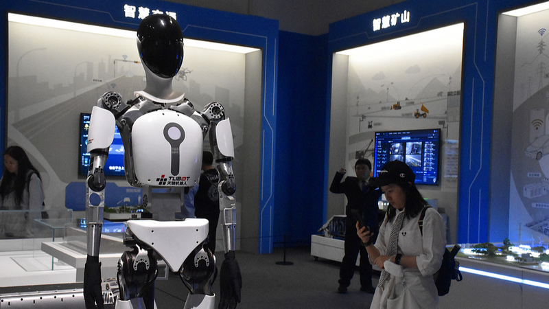 Robots_de_Sichuan_impresionan_en_el_Museo_Nacional_de_China