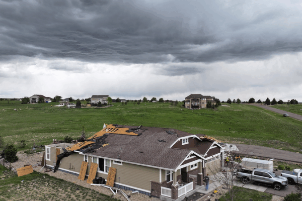Tormentas en el centro de EE.UU.: Destrucción por tornados y recuperación incierta Tormentas en el centro de EE.UU.: Destrucción por tornados y recuperación incierta