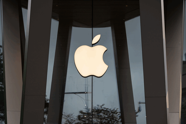 Trump amenaza con nuevos aranceles a Samsung, Apple y las importaciones de la UE Trump_amenaza_con_nuevos_aranceles_a_Samsung__Apple_y_las_importaciones_de_la_UE