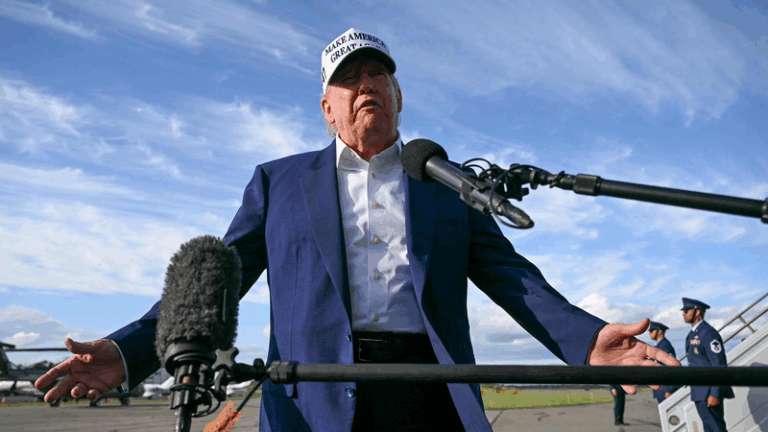 Trump critica a Putin y Zelenskyy en una entrevista incendiaria Trump_critica_a_Putin_y_Zelenskyy_en_una_entrevista_incendiaria