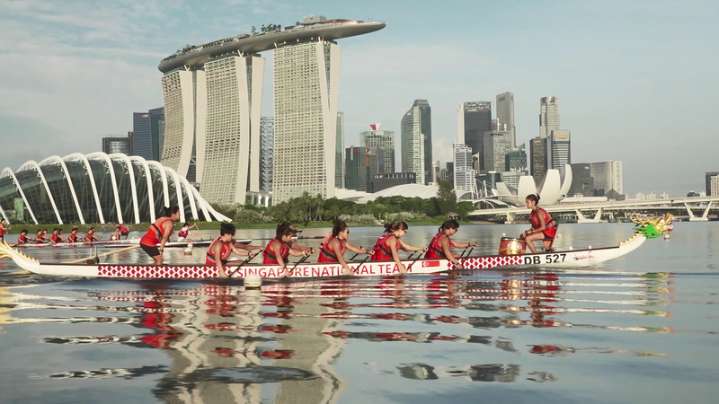 El Espíritu del Bote Dragón de Singapur: Corriendo hacia el Mundo video poster