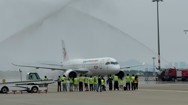Vuelo_inaugural_del_C919_conecta_Shanghai_y_Xiamen