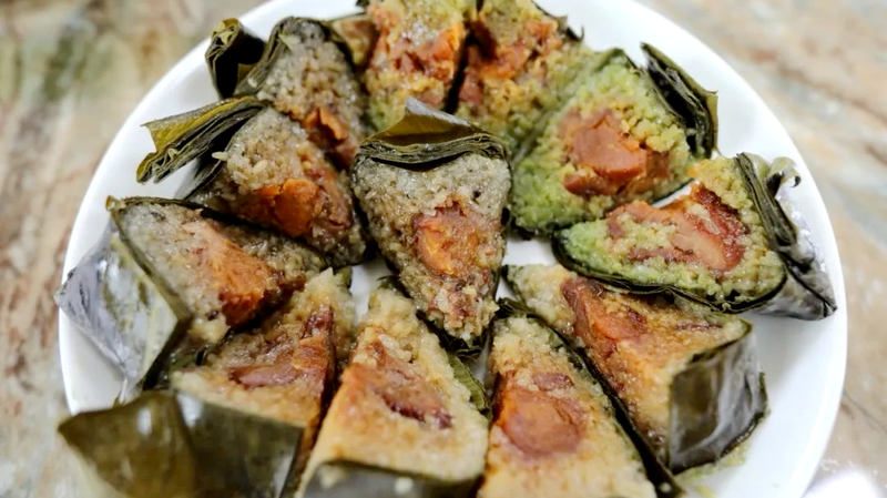 Zongzi_de_Cerdo_Negro_de_Ding_an__La_Estrella_del_Festival_en_Hainan