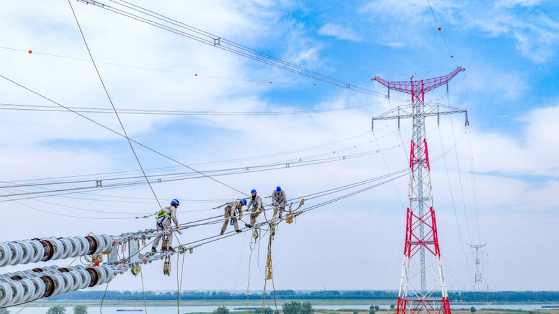 Proyecto de 500 kV conquista el río Huaihe Proyecto de 500 kV conquista el río Huaihe