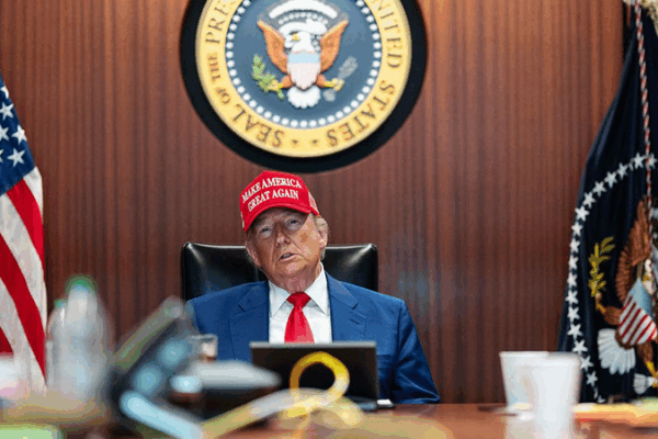 Ataques aéreos de EE.UU. en sitios nucleares de Irán encienden debate MAGA