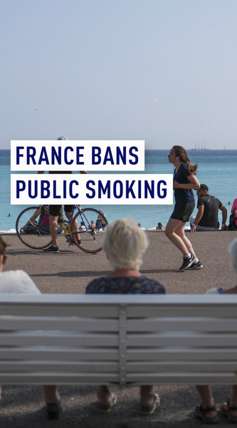 Francia implementa una amplia prohibición de fumar video poster
