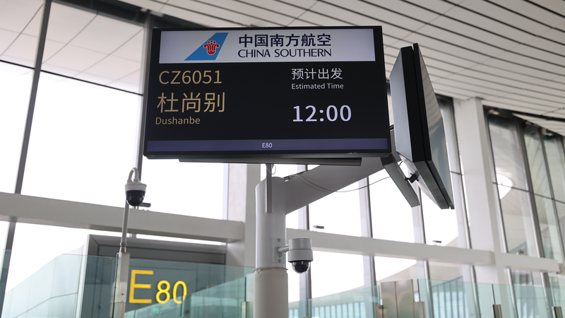 El vuelo directo de China a Dushanbé impulsa la conectividad en Asia Central