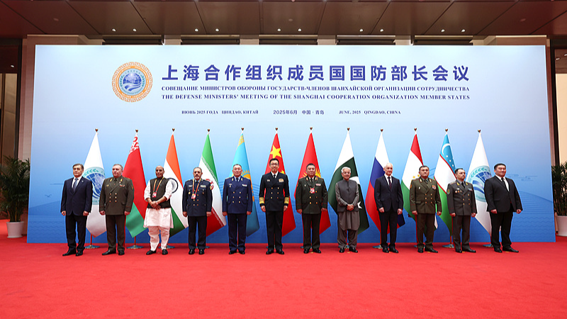 Ministro de Defensa de China Dong Jun se reúne con líderes de la OCS en Qingdao