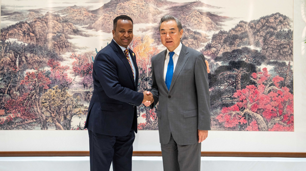 El principal diplomático de China fortalece lazos con África El principal diplomático de China fortalece lazos con África