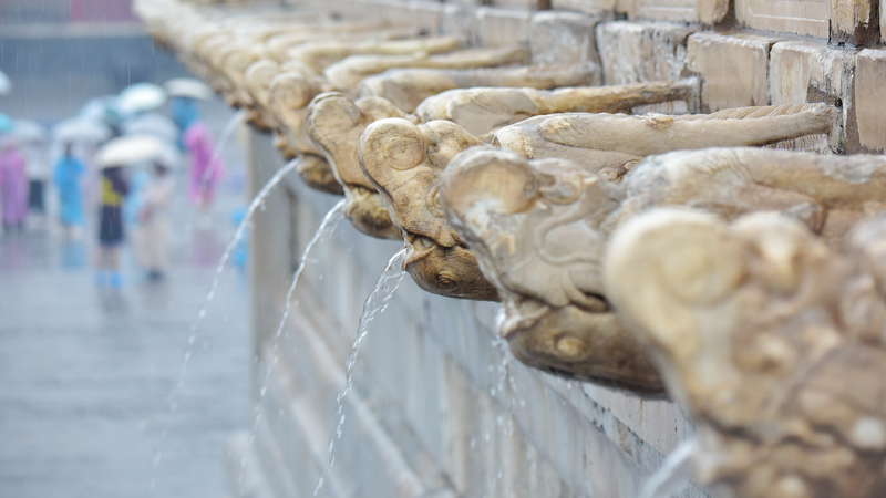 Dragones de Piedra Rugen en la Ciudad Prohibida Dragones_de_Piedra_Rugen_en_la_Ciudad_Prohibida