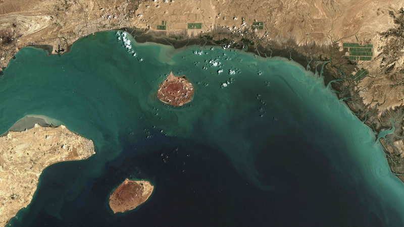 El audaz voto de Irán para bloquear Hormuz: Energía global en riesgo