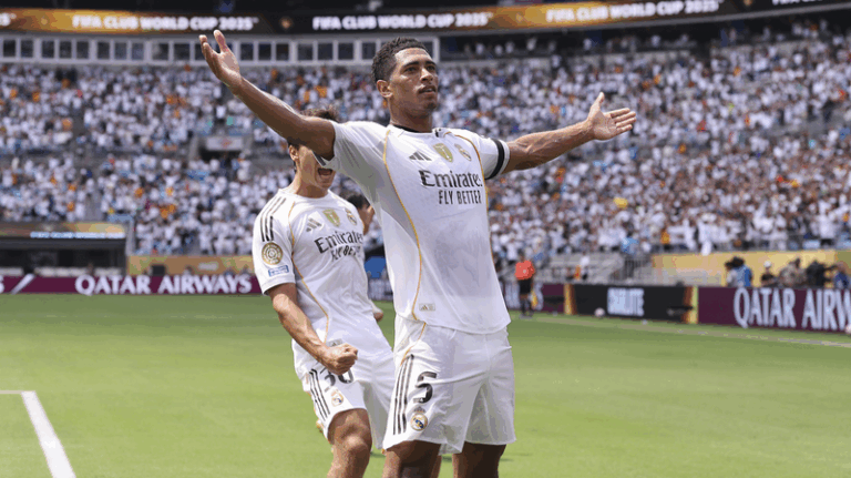 El Real Madrid de Diez Hombres Triunfa en el Enfrentamiento del Mundial de Clubes El_Real_Madrid_de_Diez_Hombres_Triunfa_en_el_Enfrentamiento_del_Mundial_de_Clubes