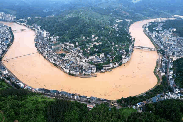 Equipos de rescate se movilizan en la crisis de inundaciones en Guizhou Equipos_de_rescate_se_movilizan_en_la_crisis_de_inundaciones_en_Guizhou video poster