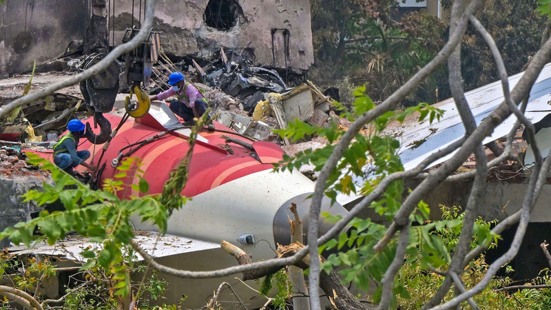 Investigación del Accidente de Air India: Enfocada en el Motor, Flaps y Tren de Aterrizaje