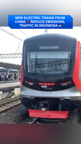 Nuevos trenes eléctricos chinos impulsan el transporte ecológico de Indonesia video poster