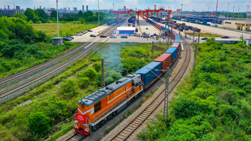Xi y Asia Central Lanzan Nuevos Centros de Cooperación