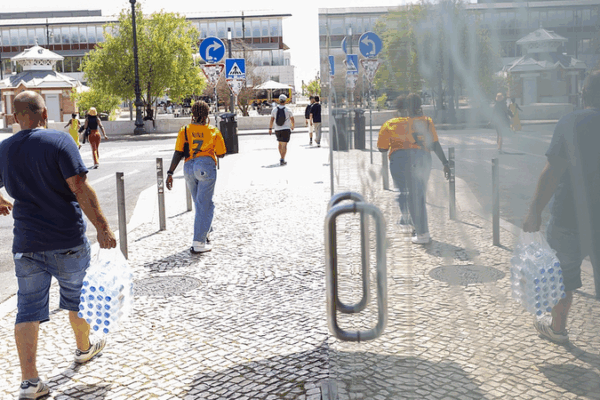 Sur de Europa arde: ola de calor récord afecta el Mediterráneo