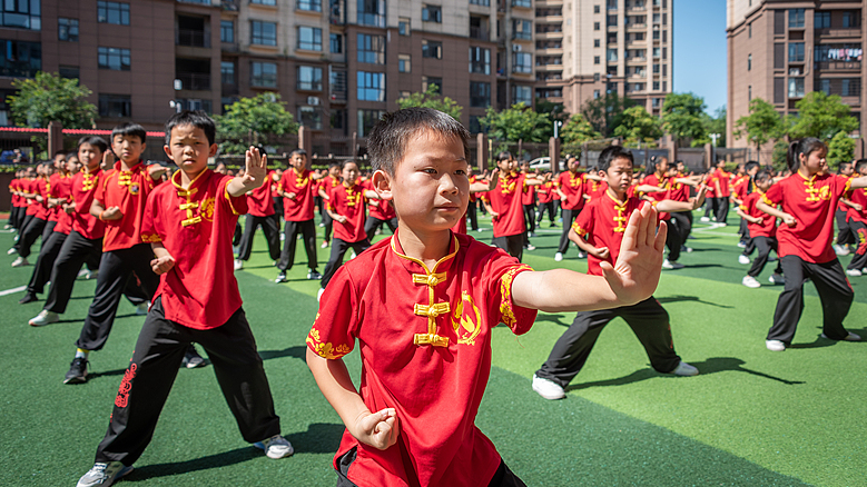 Vibrantes celebraciones del Día Internacional del Niño en el continente chino