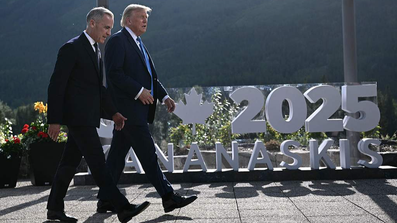 Trump cancela negociaciones comerciales con Canadá debido al impuesto digital