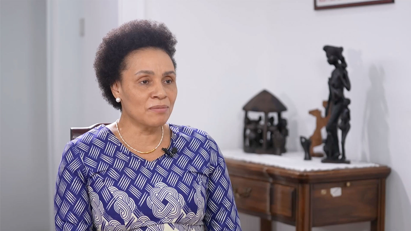 El embajador de Mozambique celebra 50 años de amistad con China video poster