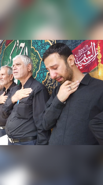 Funeral masivo en Teherán honra a líderes caídos video poster