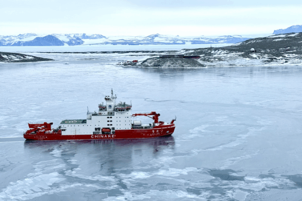 La épica expedición antártica del Xuelong-2 logra un hito mundial